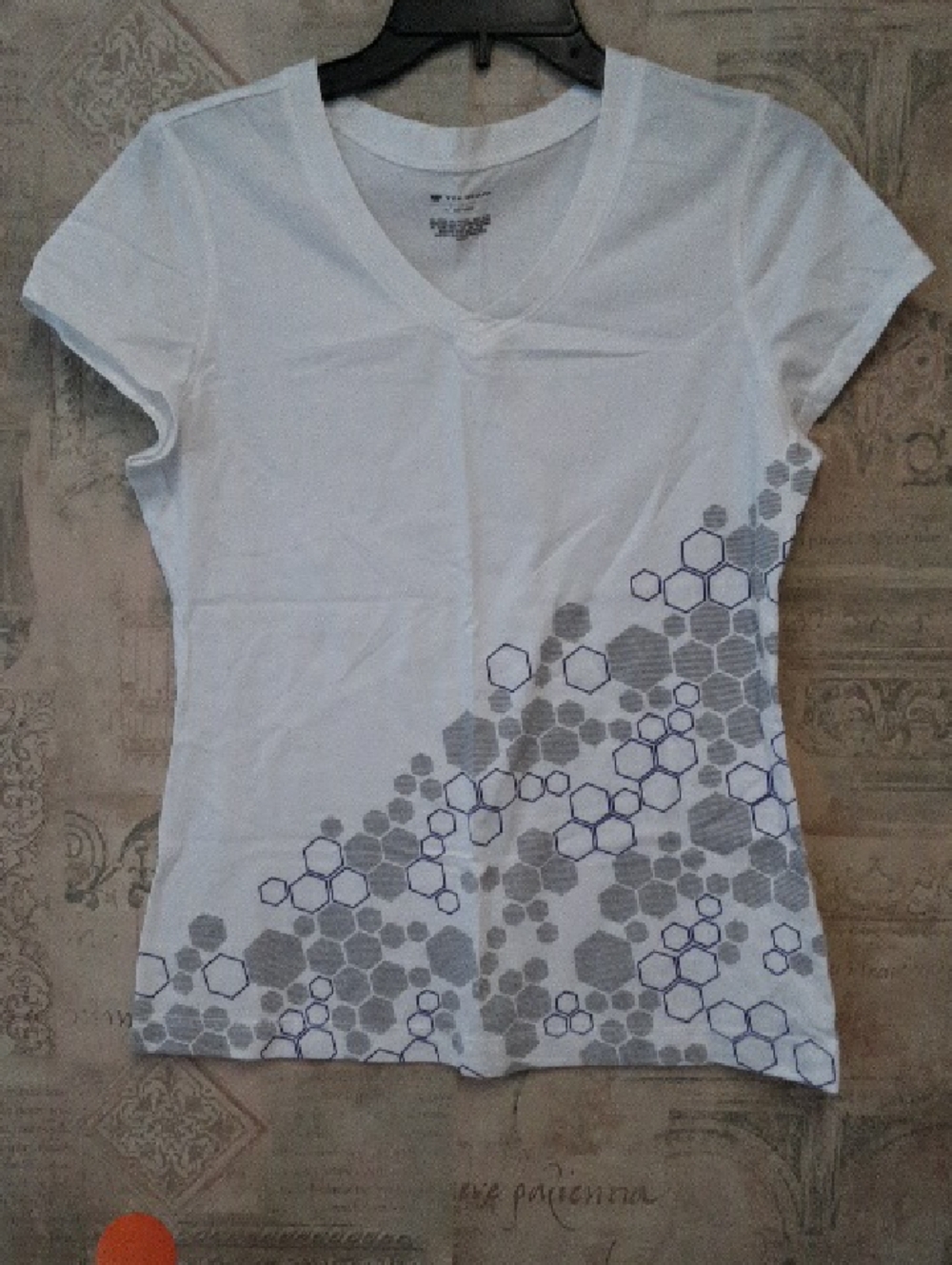 Tek Gear V-Neck Tee NWOT